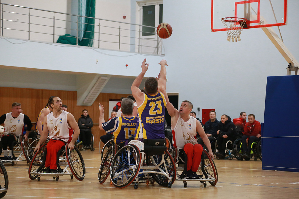 Стартовал Всероссийский турнир по баскетболу на колясках, посвященный памяти бронзового призера Олимпийских игр, мастера спорта международного класса, тренера А.Г. Макеева