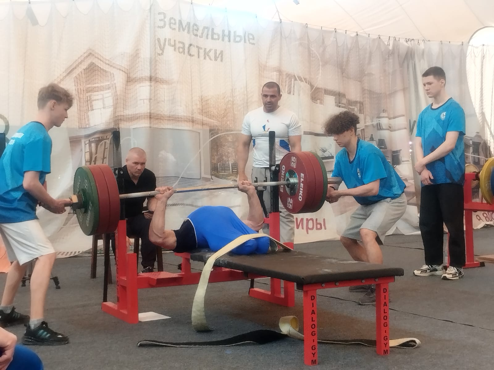 Во Владимирской области стартовал чемпионат России по пауэрлифтингу