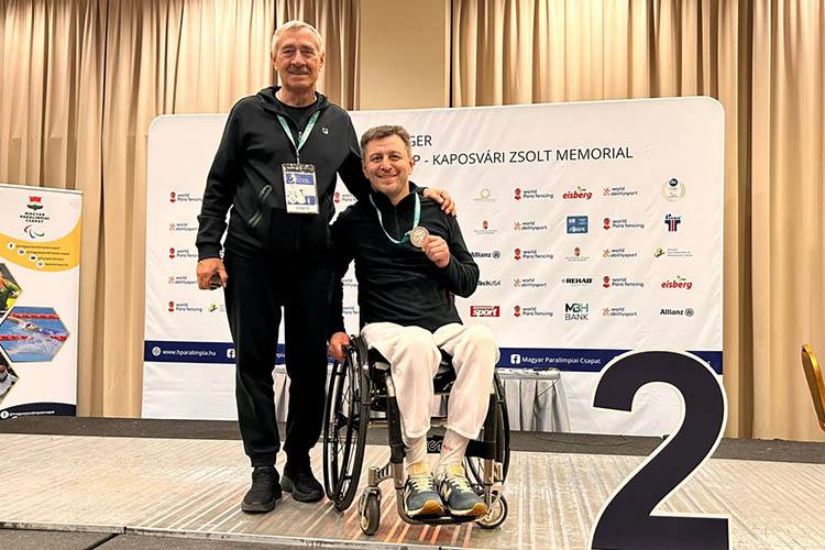 Три медали завоевали российские спортсмены на Кубке мира по фехтованию 